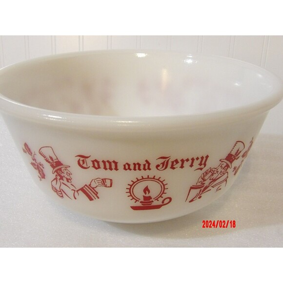 Vintage Hazel Atlas Tom‎ & Jerry Christmas Eggnog Bowl - Picture 4 of 5